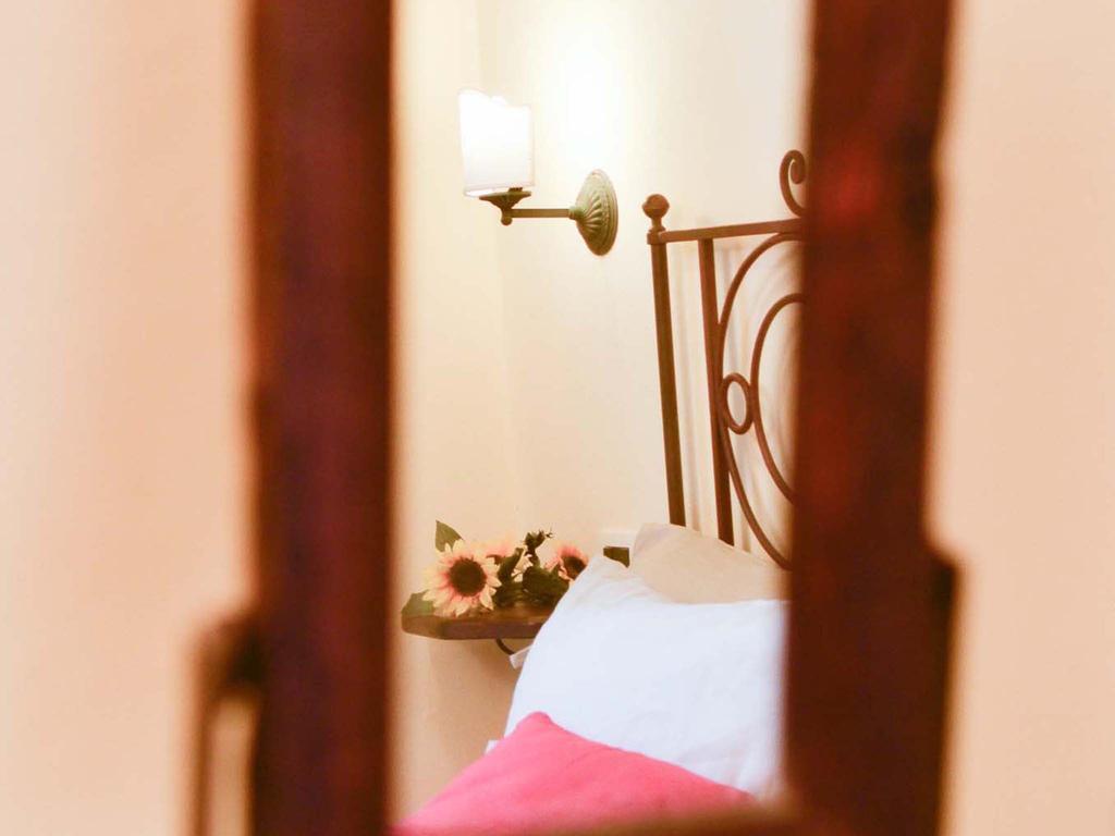 B&B Vicolo Della Scala Cortona Luaran gambar
